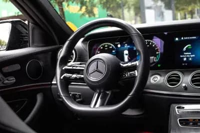 Sell Mercedes-Benz E 300 2022 - 39750 EUR, 66165 km - AUTO.MOTO.pt