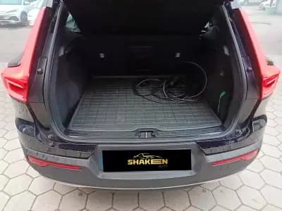 Sell Volvo XC 40 2021 - 29990 EUR, 43368 km - AUTO.MOTO.pt