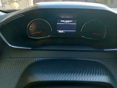 Sell Peugeot 2008 2024 - 19990 EUR, 41500 km - AUTO.MOTO.pt