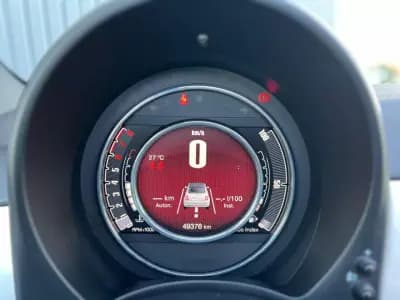 Vendo Fiat 500 2022 - 16500 EUR, 49372 km - AUTO.MOTO.pt