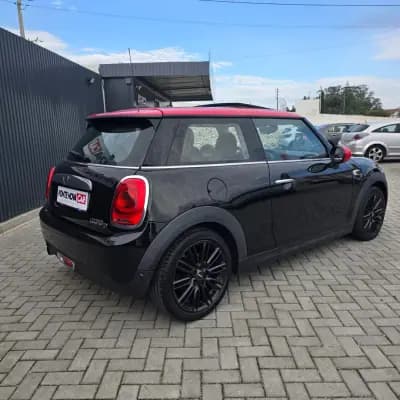 Sell MINI Cooper 2015 - 14950 EUR, 172223 km - AUTO.MOTO.pt