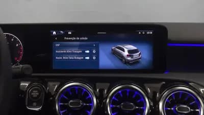 Vendo Mercedes-Benz A 200 2023 - 30850 EUR, 23000 km - AUTO.MOTO.pt