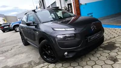 Sell Citroën C4 Cactus 2015 - 10500 EUR, 161000 km - AUTO.MOTO.pt