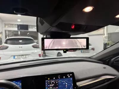 Vendo Renault Mégane E-Tech 2023 - 26950 EUR, 38315 km - AUTO.MOTO.pt