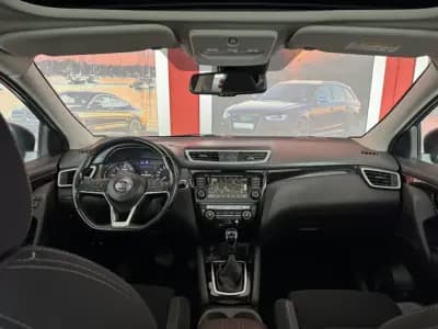 Vendo Nissan Qashqai 2020 - 23500 EUR, 99546 km - AUTO.MOTO.pt