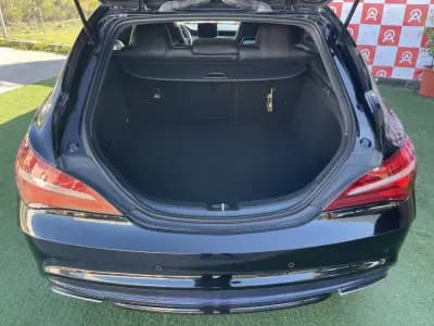 Vendo Mercedes-Benz CLA 200 2017 - 27990 EUR, 133325 km - AUTO.MOTO.pt