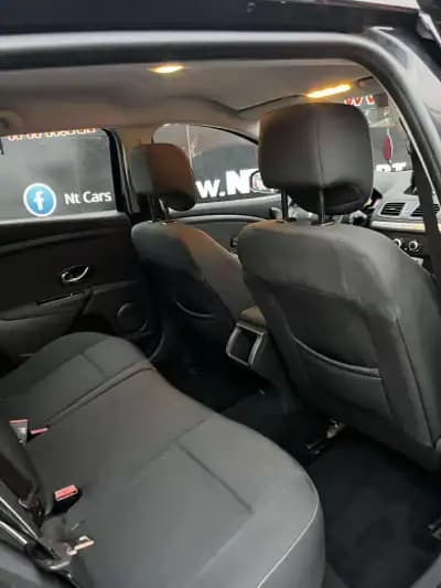 Sell Renault Mégane Sport Tourer 2013 - 4900 EUR, 257854 km - AUTO.MOTO.pt