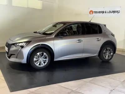 Sell Peugeot e-208 2023 - 22500 EUR, 24843 km - AUTO.MOTO.pt