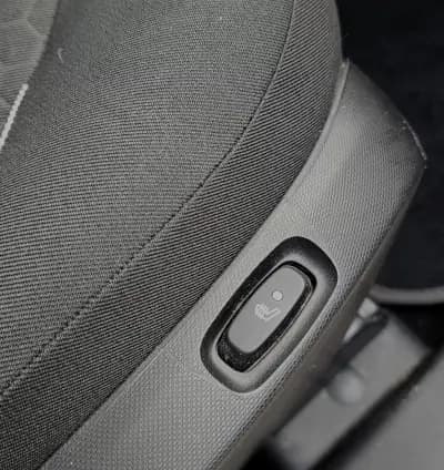 Vendo Smart Fortwo Cabrio 2021 - 12999 EUR, 30000 km - AUTO.MOTO.pt