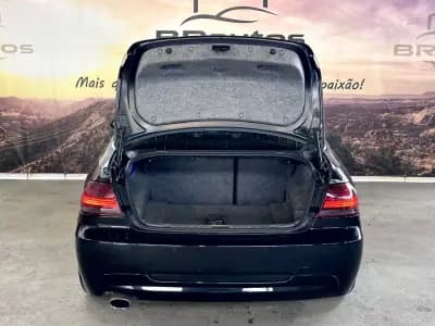 Vendo BMW 320 2007 - 12900 EUR, 245795 km - AUTO.MOTO.pt