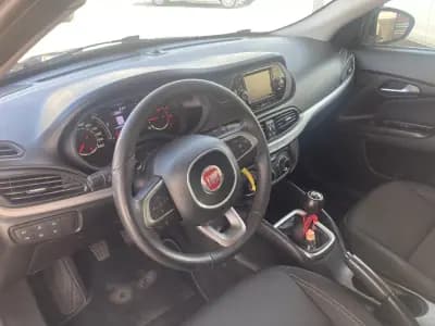 Sell Fiat Tipo 2019 - 9900 EUR, 196000 km - AUTO.MOTO.pt