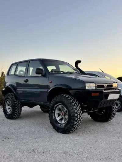 Sell Nissan Terrano II 1994 - 10500 EUR, 120000 km - AUTO.MOTO.pt