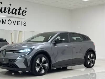 Vendo Renault Mégane E-Tech 2022 - 23890 EUR, 69000 km - AUTO.MOTO.pt
