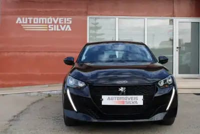 Sell Peugeot e-208 2020 - 13990 EUR, 144000 km - AUTO.MOTO.pt