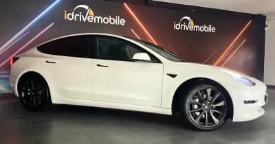 Vendo Tesla Model 3 2020 - 29900 EUR, 108726 km - AUTO.MOTO.pt