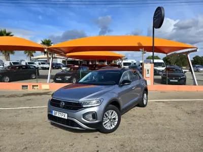 Vendo Volkswagen T-Cross 2023 - 23950 EUR, 54652 km - AUTO.MOTO.pt