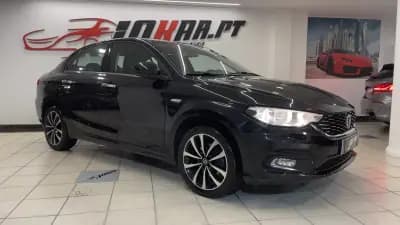 Sell Fiat Tipo 2017 - 8990 EUR, 132668 km - AUTO.MOTO.pt