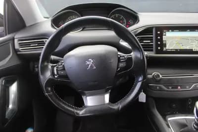 Vendo Peugeot 308 SW 2014 - 8949 EUR, 199900 km - AUTO.MOTO.pt