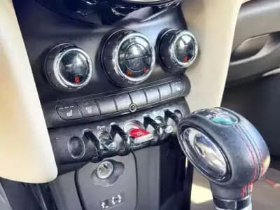 Sell MINI 2015 - 18900 EUR, 132000 km - AUTO.MOTO.pt