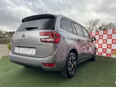 Vendo Citroën Grand C4 Spacetourer 2021 - 22490 EUR, 84915 km - AUTO.MOTO.pt