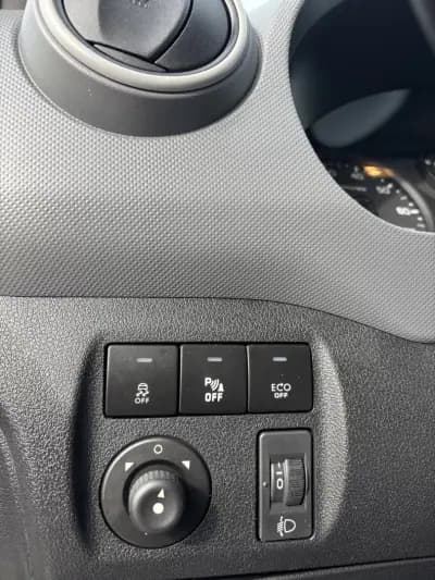 Sell Citroën Berlingo 2016 - 9450 EUR, 230000 km - AUTO.MOTO.pt