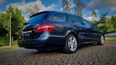 Sell Mercedes-Benz E 220 2010 - 17450 EUR, 226000 km - AUTO.MOTO.pt
