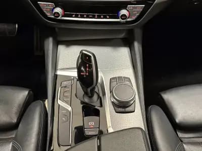 Vendo BMW 530 2020 - 31990 EUR, 120000 km - AUTO.MOTO.pt