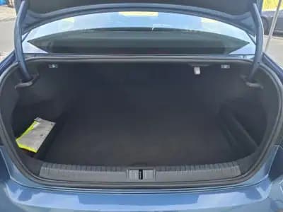 Sell Volkswagen Passat 2018 - 16950 EUR, 97000 km - AUTO.MOTO.pt