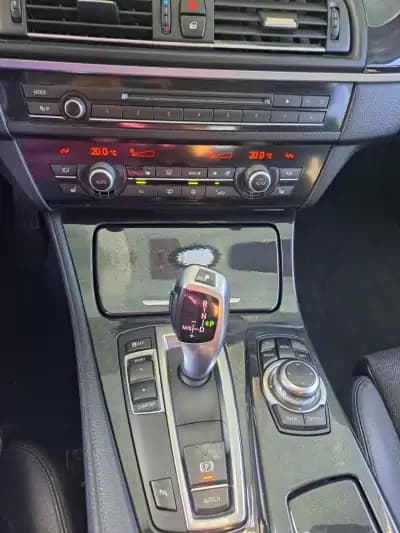 Vendo BMW 520 2012 - 11250 EUR, 371188 km - AUTO.MOTO.pt