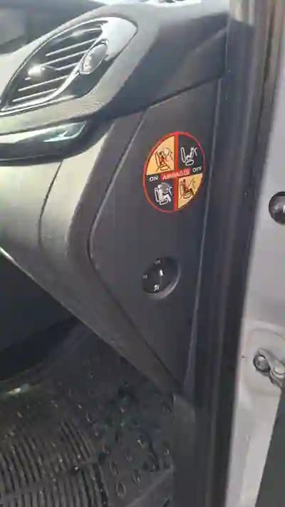 Sell Renault Grand Scénic 2014 - 14000 EUR, 198068 km - AUTO.MOTO.pt