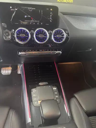 Vendo Mercedes-Benz GLA 200 2022 - 41500 EUR, 75069 km - AUTO.MOTO.pt