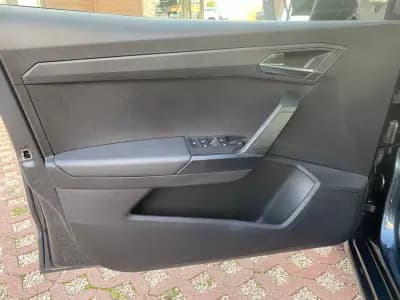 Vendo SEAT Ibiza 2023 - 18600 EUR, 57528 km - AUTO.MOTO.pt