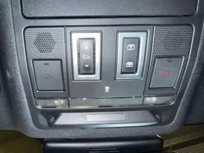 Sell Jaguar F-Pace 2016 - 30999 EUR, 144450 km - AUTO.MOTO.pt