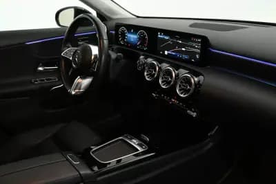 Sell Mercedes-Benz A 200 2023 - 29900 EUR, 59000 km - AUTO.MOTO.pt