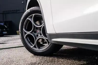 Vendo Alfa Romeo Stelvio 2017 - 29400 EUR, 139000 km - AUTO.MOTO.pt