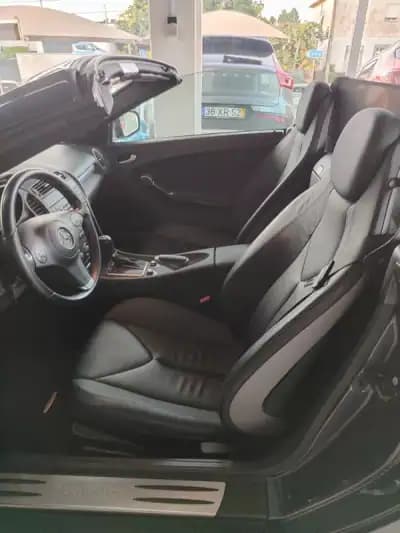 Vendo Mercedes-Benz SLK 200 2010 - 21500 EUR, 79000 km - AUTO.MOTO.pt