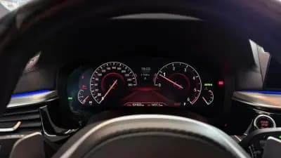 Vendo BMW 620 Gran Turismo 2019 - 37990 EUR, 101623 km - AUTO.MOTO.pt