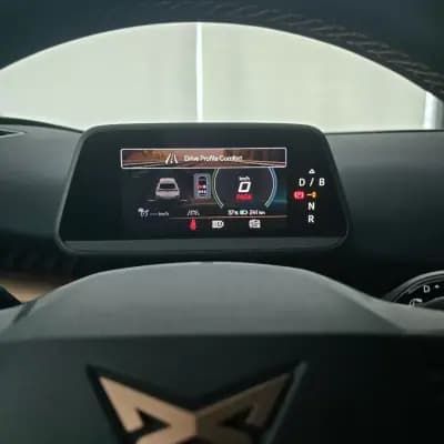 Sell Cupra Tavascan 2025 - 49850 EUR, 1828 km - AUTO.MOTO.pt