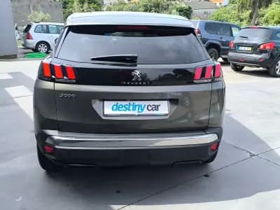 Vendo Peugeot 3008 2017 - 16900 EUR, 174123 km - AUTO.MOTO.pt