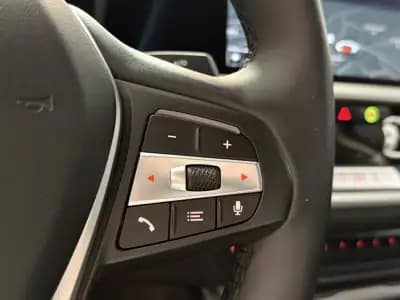 Vendo BMW 320 2019 - 21990 EUR, 243987 km - AUTO.MOTO.pt