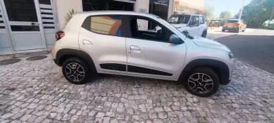 Vendo Dacia Spring 2023 - 12750 EUR, 10177 km - AUTO.MOTO.pt