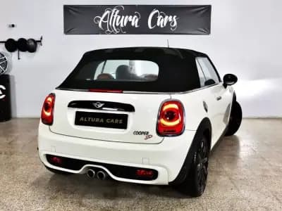 Vendo MINI 2017 - 24900 EUR, 80000 km - AUTO.MOTO.pt