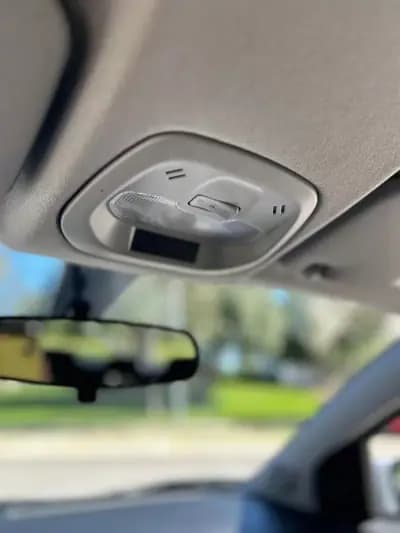 Sell Opel Karl 2019 - 8900 EUR, 106000 km - AUTO.MOTO.pt