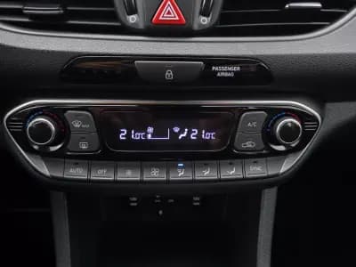 Vendo Hyundai i30 SW 2020 - 14990 EUR, 159000 km - AUTO.MOTO.pt