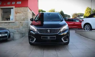 Sell Peugeot 5008 2019 - 16990 EUR, 120000 km - AUTO.MOTO.pt