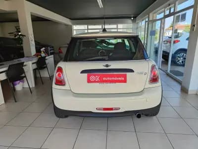 Sell MINI 2011 - 8250 EUR, 180000 km - AUTO.MOTO.pt