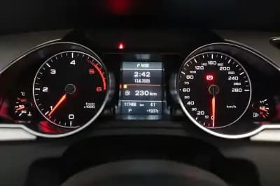 Vendo Audi A5 Cabrio 2016 - 25900 EUR, 110000 km - AUTO.MOTO.pt