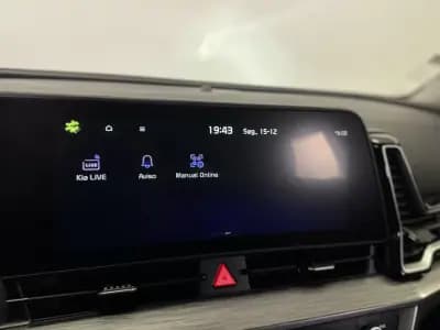 Vendo Kia Sportage 2022 - 23990 EUR, 38151 km - AUTO.MOTO.pt