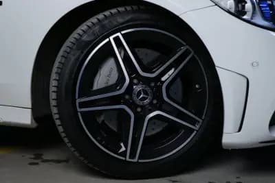 Vendo Mercedes-Benz C 300 2020 - 25500 EUR, 203000 km - AUTO.MOTO.pt