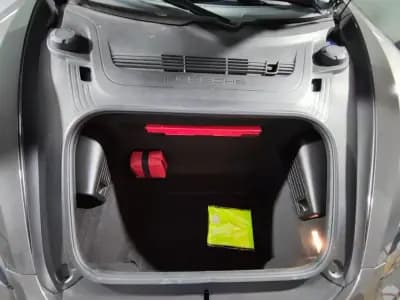 Vendo Porsche 718 Boxster 2019 - 64900 EUR, 68000 km - AUTO.MOTO.pt